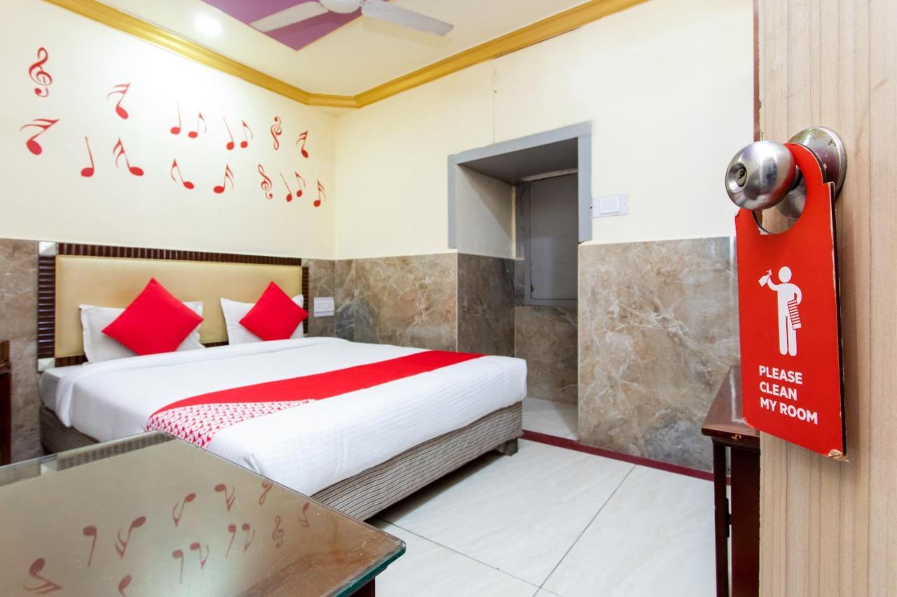 Oyo 24196 Hotel Shreenath Palace Ujjain Exterior photo