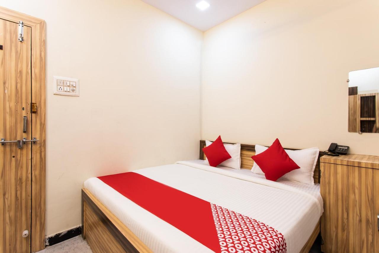 Oyo 24196 Hotel Shreenath Palace Ujjain Exterior photo