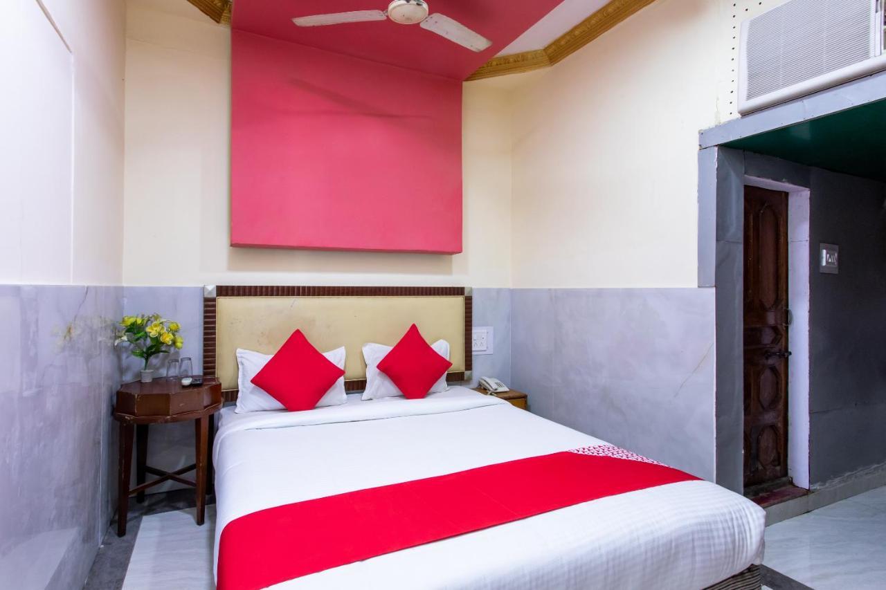 Oyo 24196 Hotel Shreenath Palace Ujjain Exterior photo